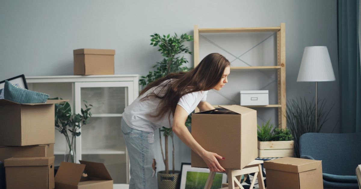 What No One Tells You About Moving Out Alone for the First Time