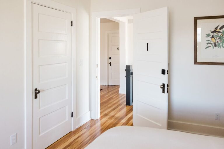 How to soundproof a door