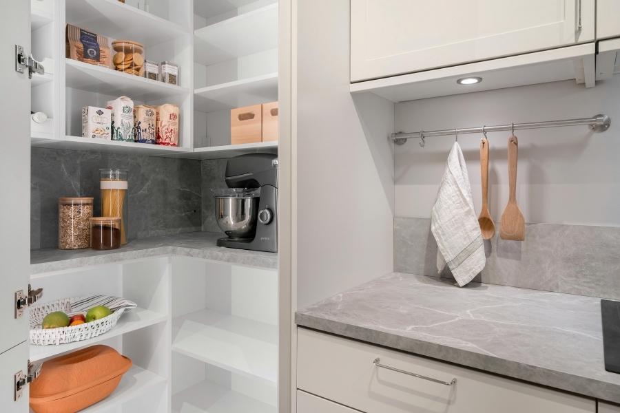 First Apartment Kitchen Decor Ideas 6
