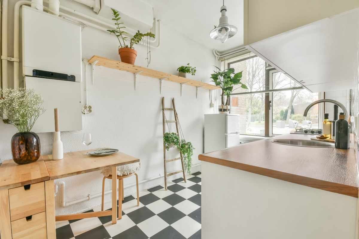 First Apartment Kitchen Decor Ideas